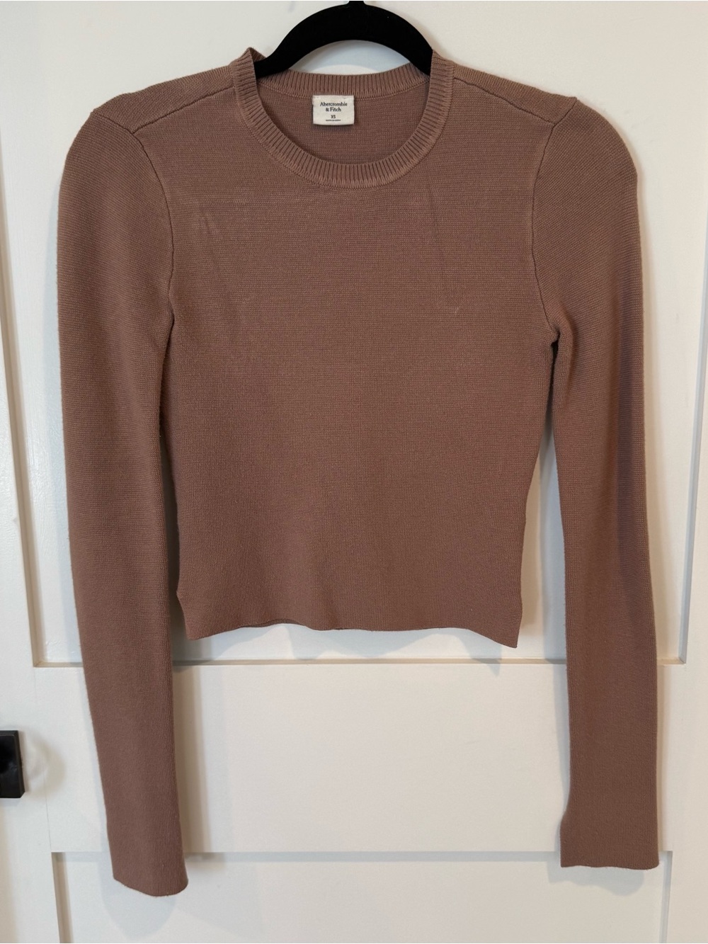Abercrombie & Fitch mocha Crewneck Long-Sleeve sweater Top